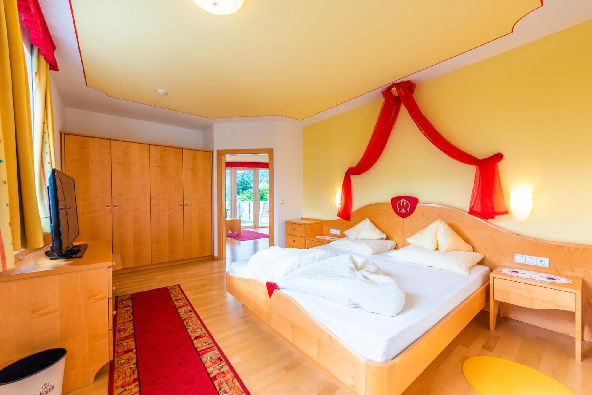 לאנה Hotel Gschwangut מראה חיצוני תמונה