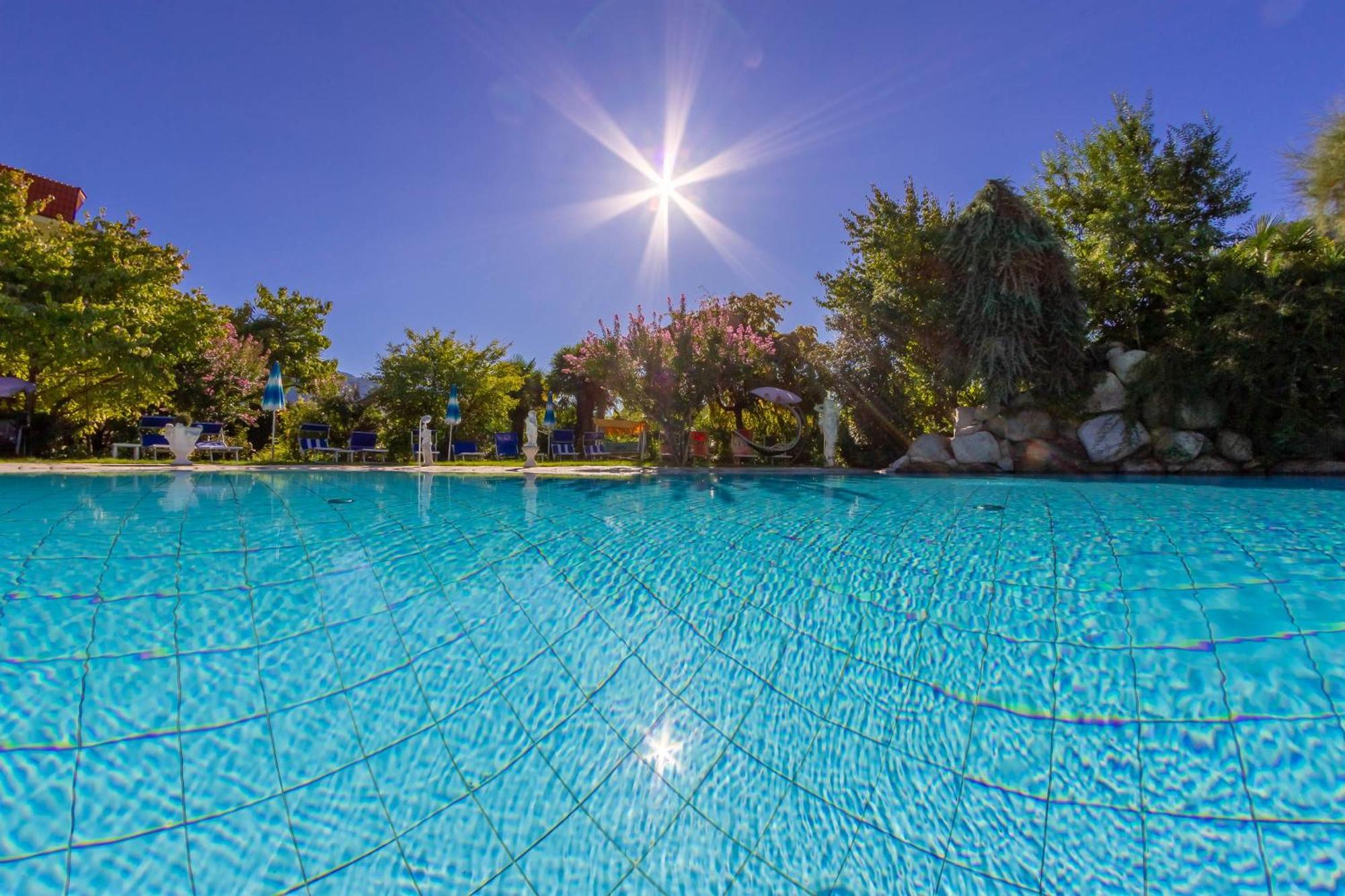 לאנה Hotel Gschwangut מראה חיצוני תמונה