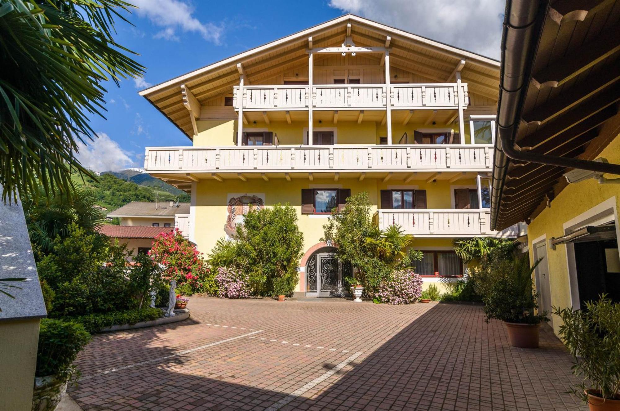 לאנה Hotel Gschwangut מראה חיצוני תמונה