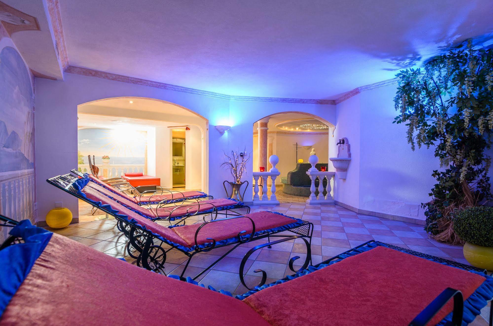 לאנה Hotel Gschwangut מראה חיצוני תמונה